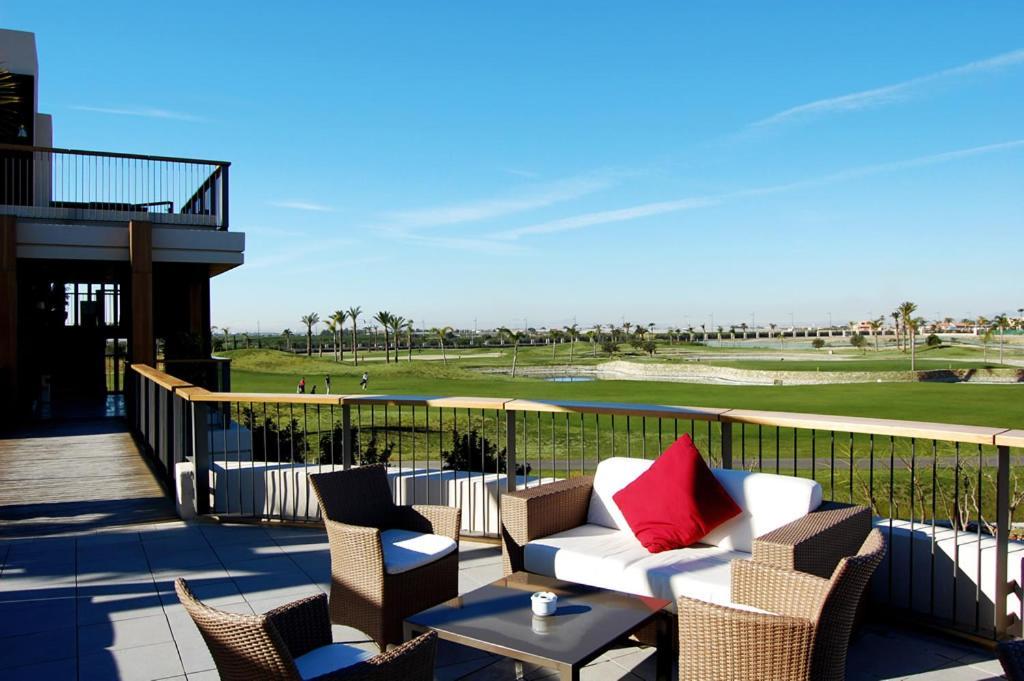 Roda Golf. Poolside Appartement *